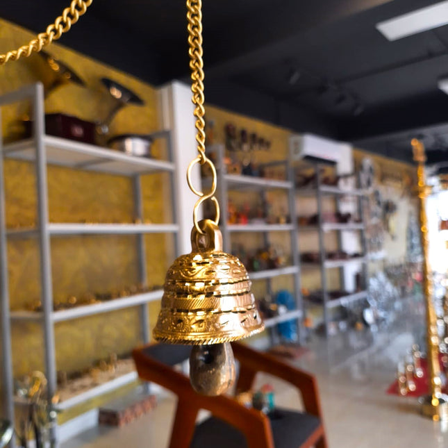 Hanging Bell with chain
